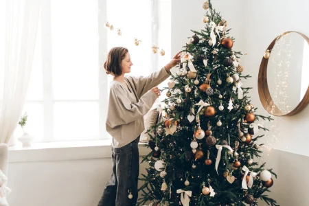 Embracing the Holidays Solo: Discover Ways to Make This Season Truly Rewarding